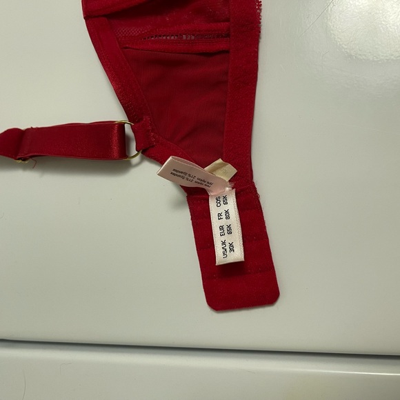 Red laced bra 30 K - Picture 4 of 4